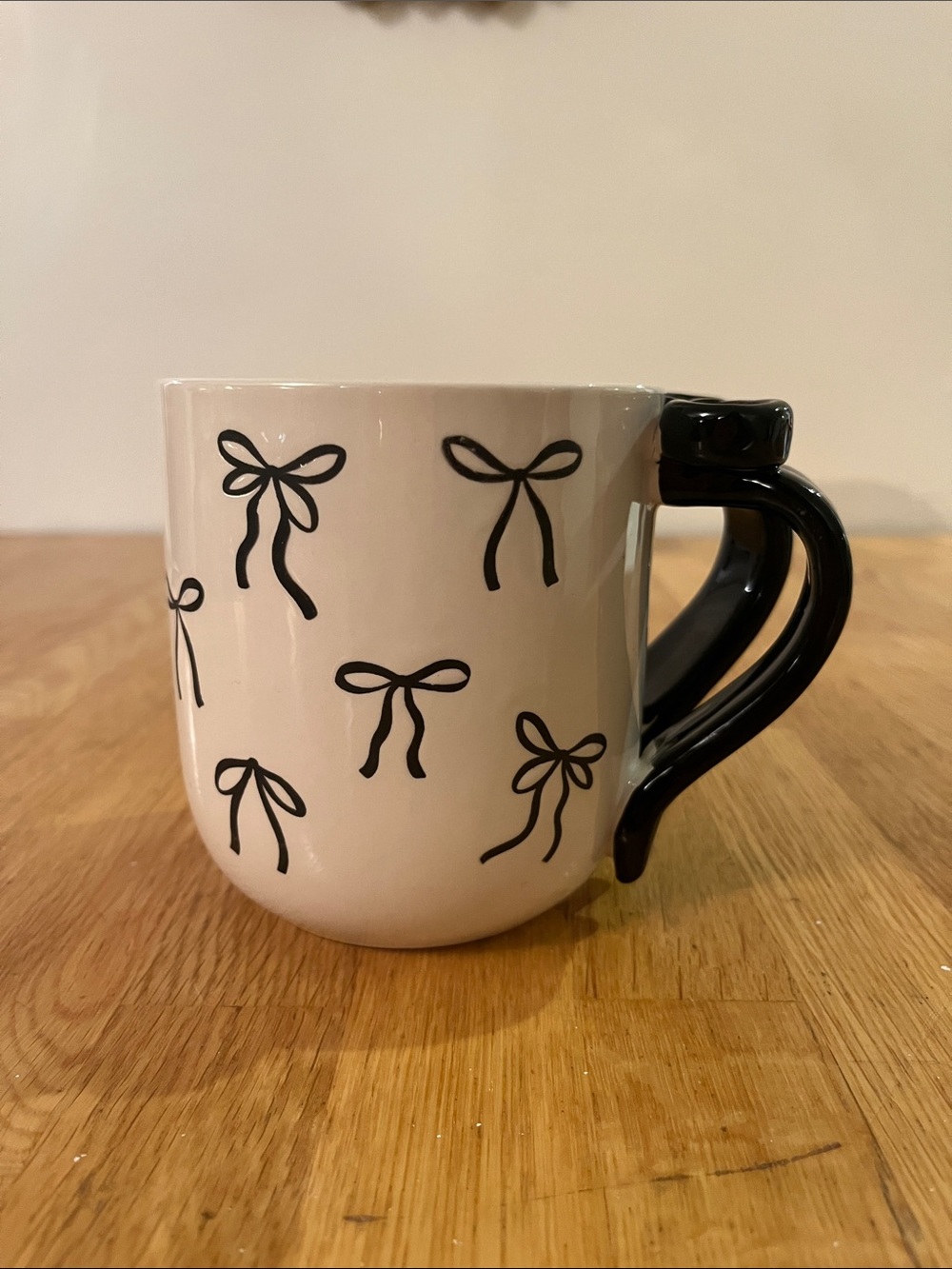 Bow Mug